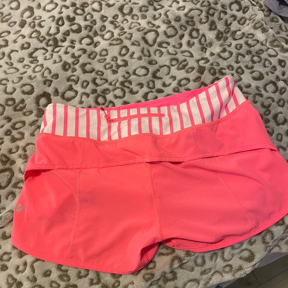 Lululemon Speed Up Shorts 2.5